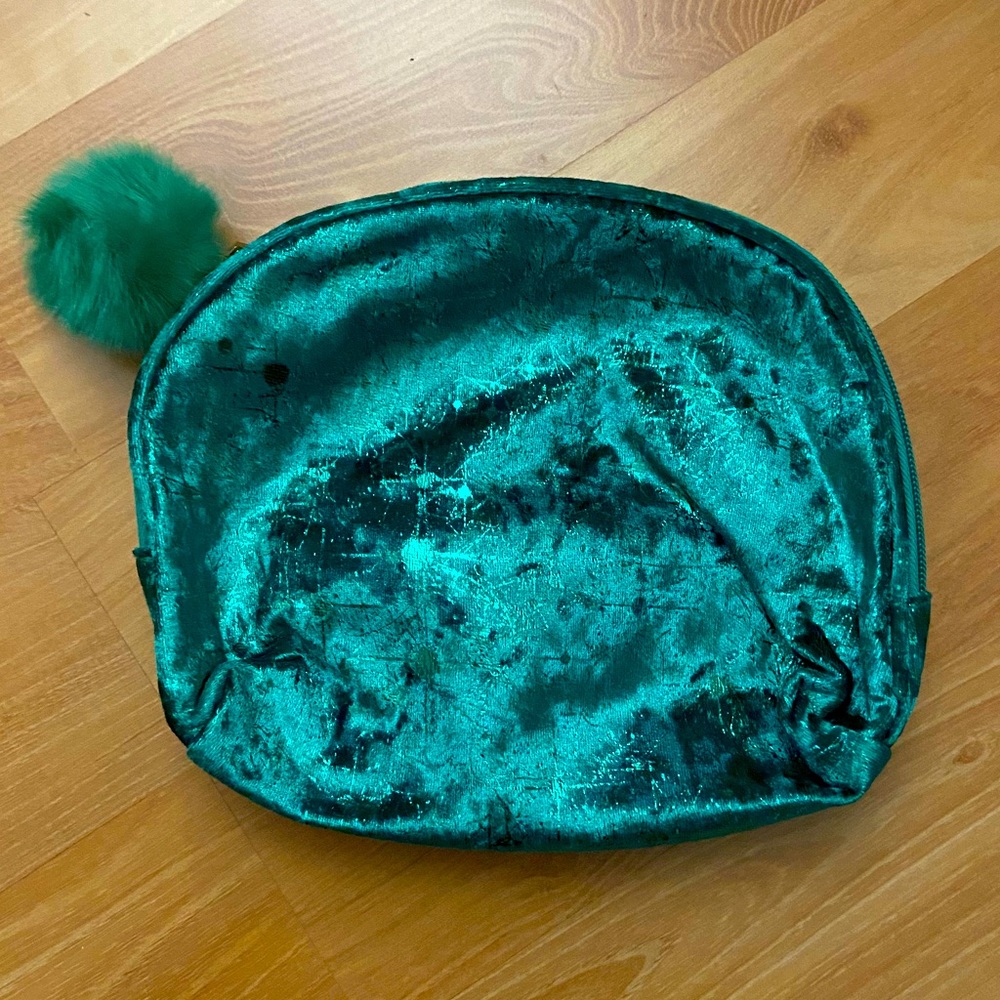 Ulta Emerald Green Velvet Makeup Bag